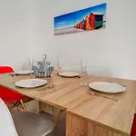Seaside April Apartment By Hello Homes Sitges